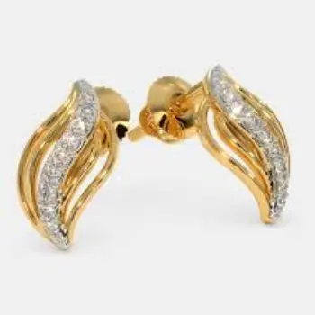 Perfect White Gold Earring